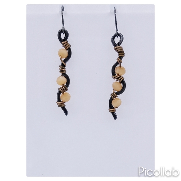 Pair Brand New Southwestern Earrings - Picture 4 of 4